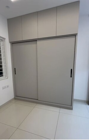 Room in 3 BHK Apartment at Aparna Zenon, Puppalaguda – for Rent