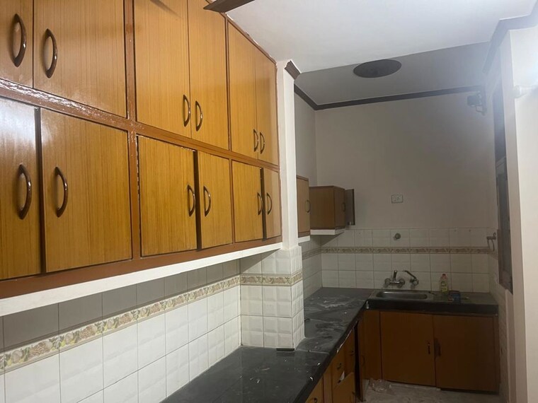 Kitchen, palam-vihar-residents-association 2 Bedroom 600 Sq.Ft. Independent House In Palam Vihar Gurgaon 10164425