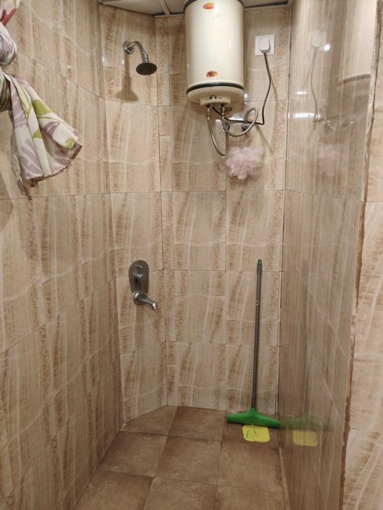 Bathroom, lodha-crown-quality-homes 2 Bedroom 700 Sq.Ft. Apartment In Majiwada Thane 10164427