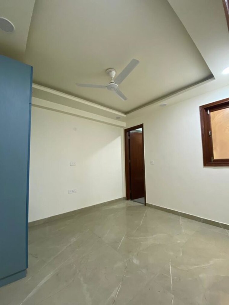 Room, rajpur khurd extension 3 Bedroom 1500 Sq.Ft. Builder Floor In Rajpur Khurd Extension Delhi 10164433