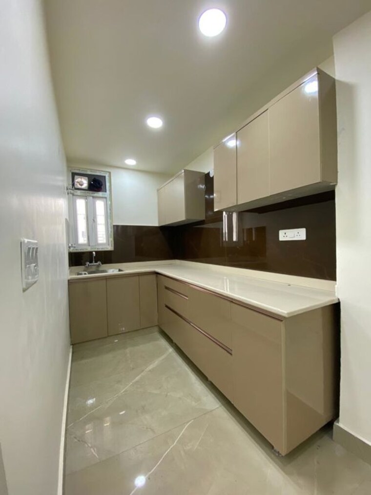Kitchen, rajpur khurd extension 3 Bedroom 1500 Sq.Ft. Builder Floor In Rajpur Khurd Extension Delhi 10164433