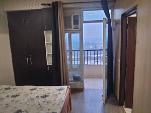 Room in 2.5 BHK Apartment at Galaxy North Avenue ll, Gaur City 2 – for Sale