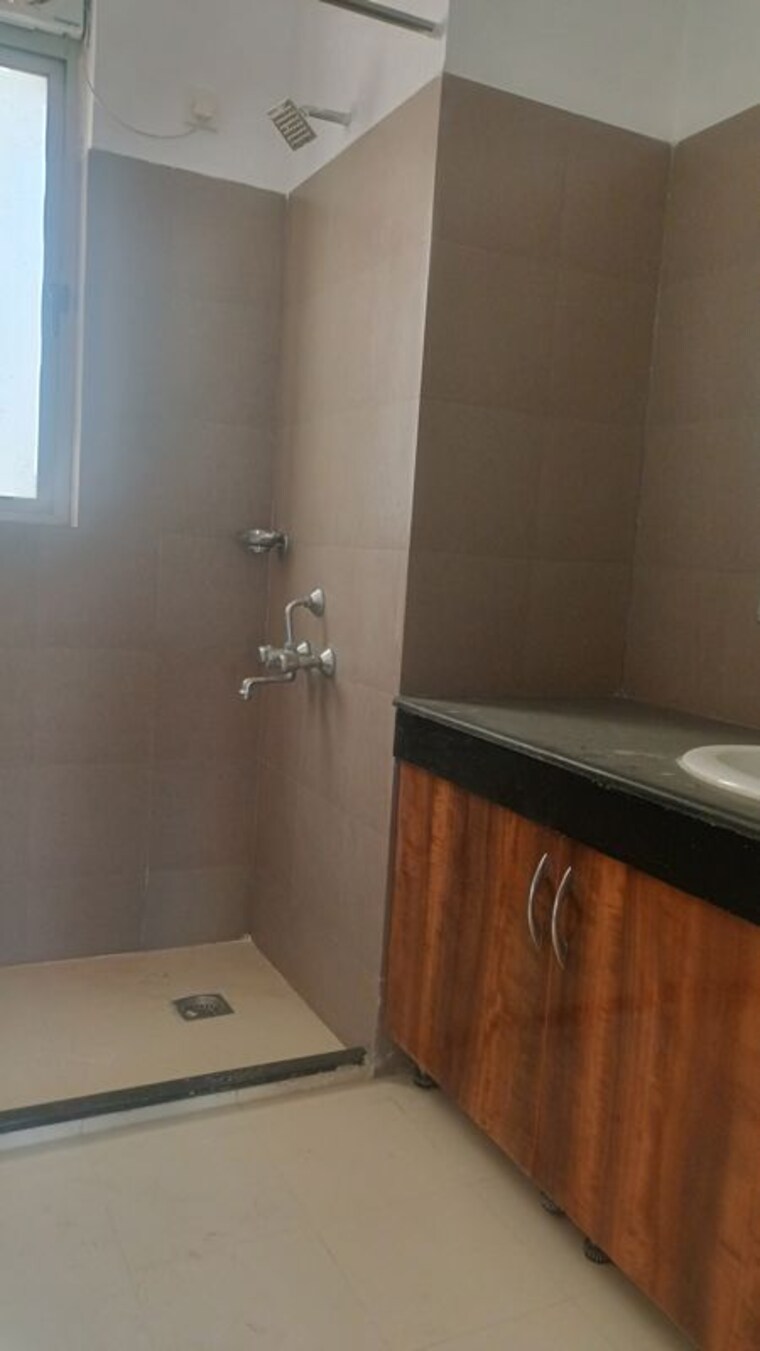 undefined, pioneer-park-phase-1 2 Bedroom 1300 Sq.Ft. Apartment In Sector 61 Gurgaon 10164461