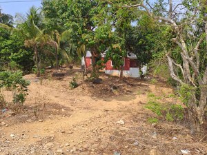  Plot For Sale in Kodibag