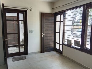 2 BHK Builder Floor For Sale in Ghazipur