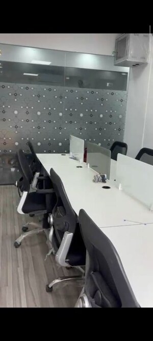  Office Space For Rent in Sector 63