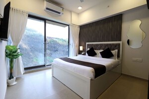 Bedroom in 3 BHK Apartment at Kanakia Silicon Valley, Powai – for Rent