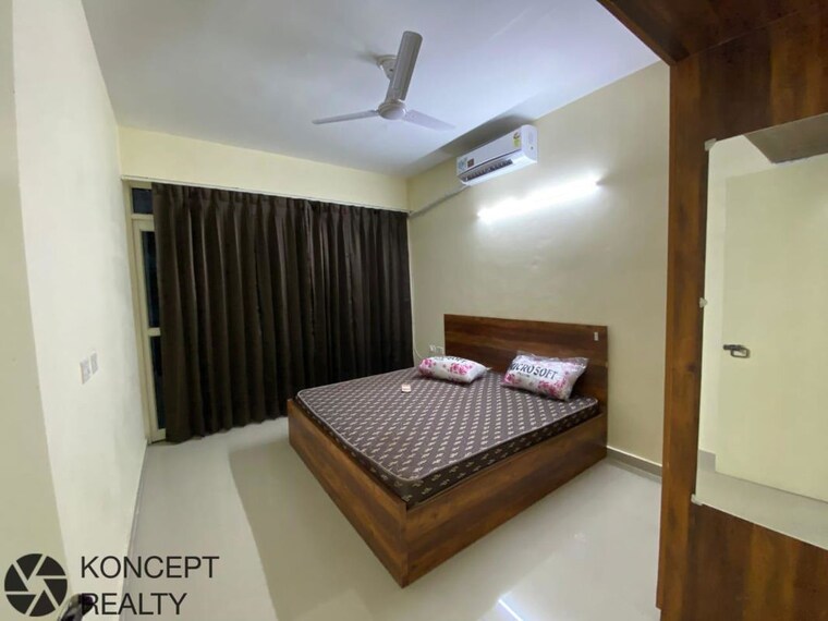 Bedroom, signature-global-prime 2 Bedroom 800 Sq.Ft. Apartment In Sector 63a Gurgaon 10164512