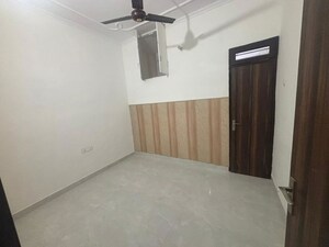 Bedroom in 2 BHK Independent House at Sheetla Colony – for Rent