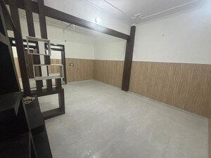 Living Room in 2 BHK Independent House at Sheetla Colony – for Rent