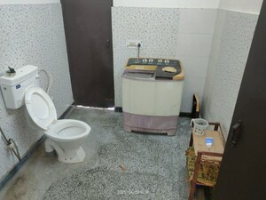 Master Bedroom in 1.5 BHK Apartment at Church View Apartments, Sector 29 – for Rent