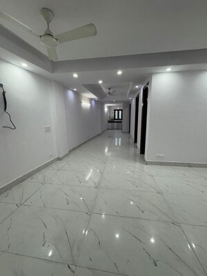 3 BHK Apartment For Rent in Saket