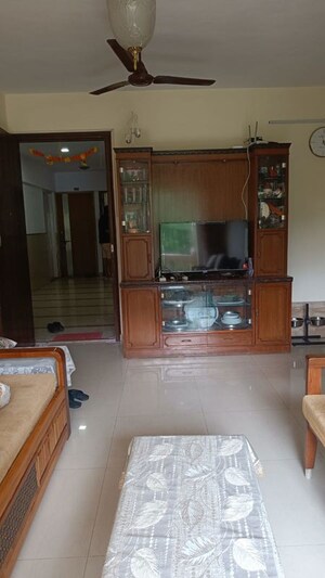 Furnished Amenities in 2 BHK Apartment at Dosti Acres Aster, Wadala East – for Sale
