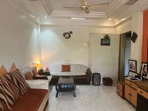 2 BHK Apartment For Rent in New Girish Apartment, Sion