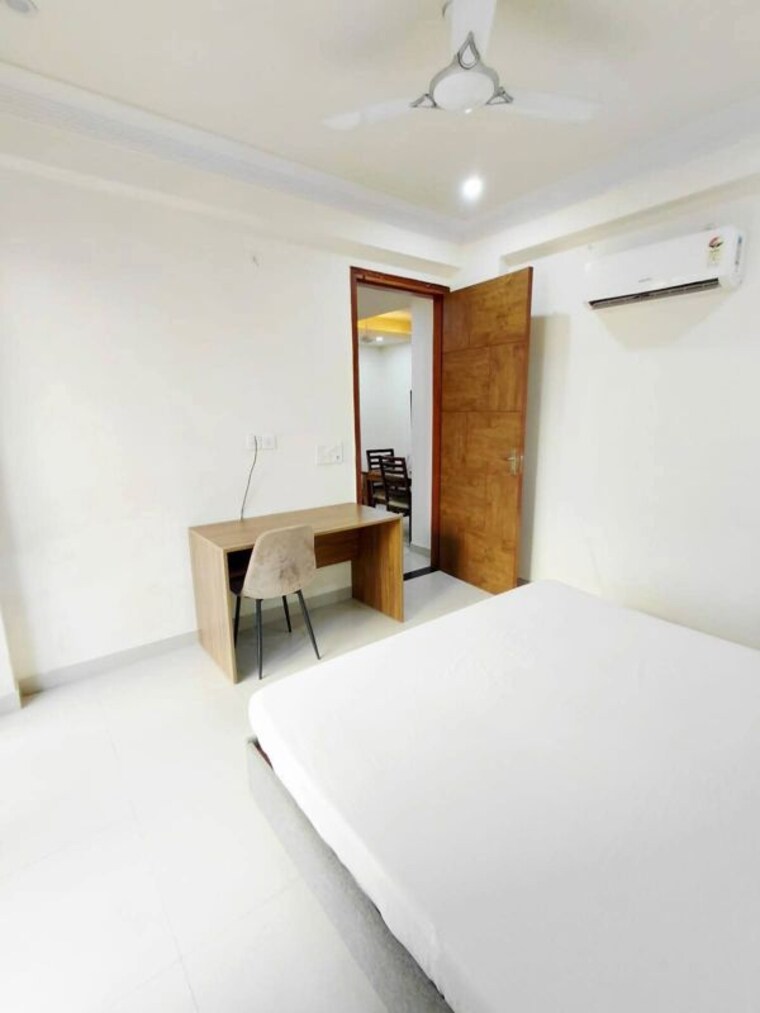 Living Room, saket 1 Bedroom 700 Sq.Ft. Apartment In Saket Delhi 10164631