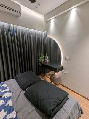 Bedroom in 2 BHK Apartment at A And O F Residences Malad, Malad East – for Rent