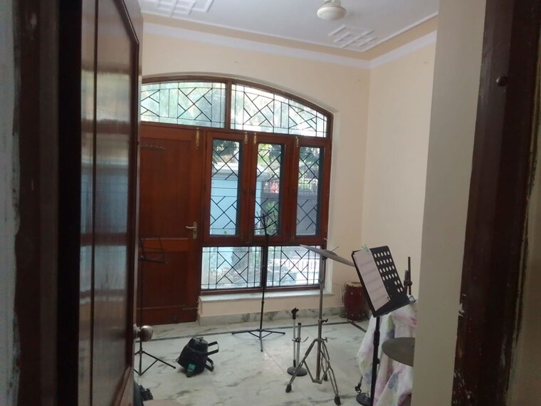Room, shram-vihar 3 Bedroom 200 Sq.Mt. Independent House In Gamma Ii Greater Noida Greater Noida 10164670