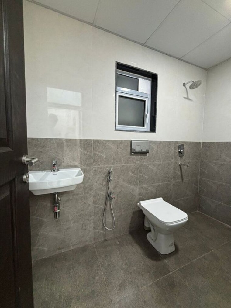Bathroom, sb-paradise 2 Bedroom 577 Sq.Ft. Apartment In Bhandup West Mumbai 10164663