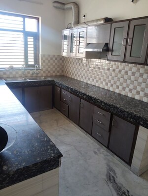Kitchen in 3 BHK Builder Floor at Sector 46 – for Rent