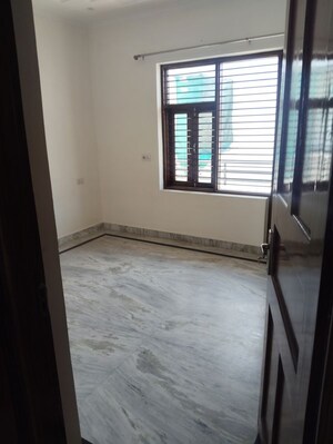 3 BHK Builder Floor For Rent in Sector 46