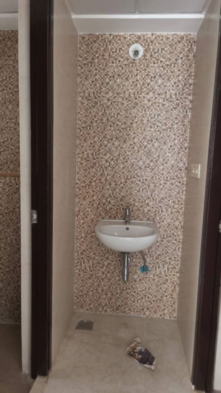 Bathroom, lodha-lakeshore-greens 1 Bedroom 510 Sq.Ft. Apartment In Dombivli East Thane 10164723
