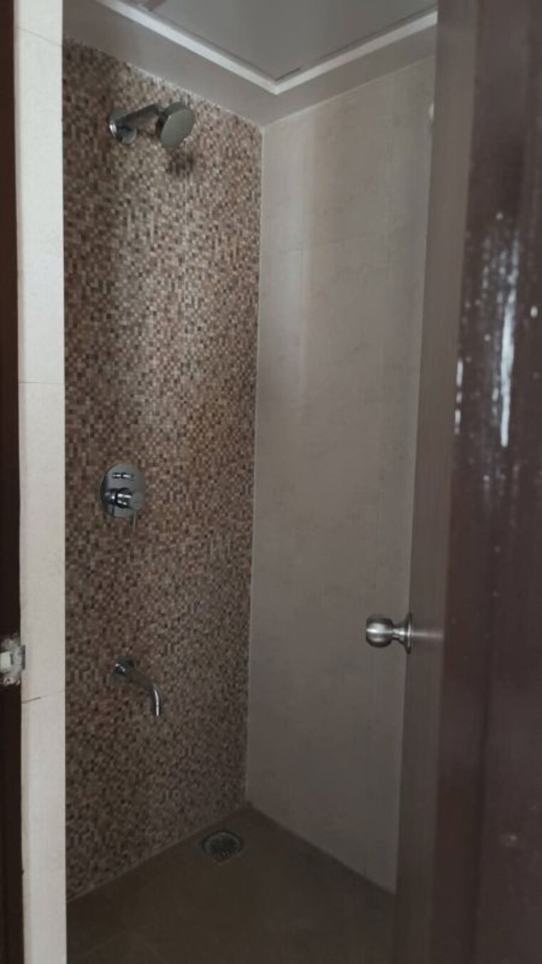 Bathroom, lodha-lakeshore-greens 1 Bedroom 510 Sq.Ft. Apartment In Dombivli East Thane 10164723