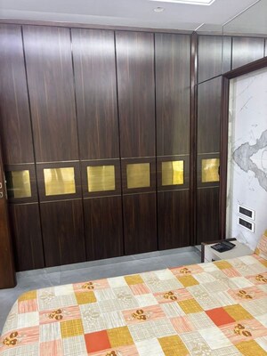 Bedroom in 2 BHK Apartment at Pankaj Mansion, Worli – for Rent