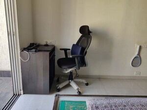 Room in 2 BHK Apartment at Bhandari 7 Plumeria Drive, Tathawade – for Rent