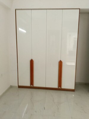 Room in 3.5 BHK Builder Floor at Smart World Gems, Sector 89 – for Rent