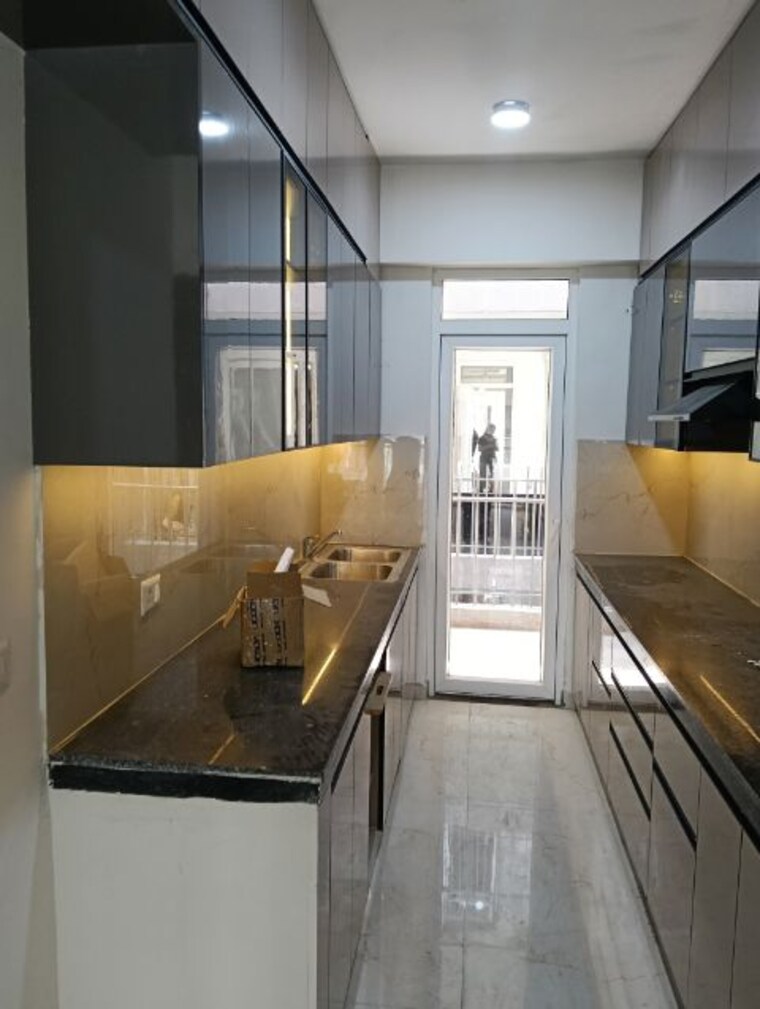 Kitchen, smart-world-gems 3.5 Bedroom 1494 Sq.Ft. Builder Floor In Sector 89 Gurgaon 10164762