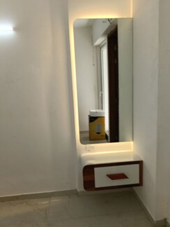 3.5 BHK + Pooja Room,Study Room Builder Floor For Rent in Smart World Gems