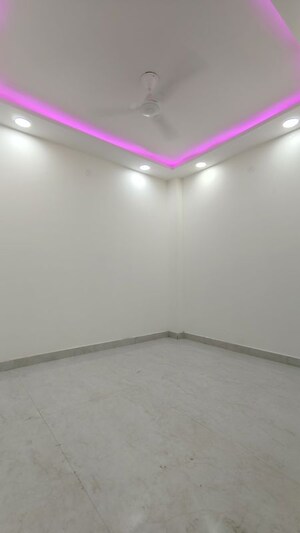 Room in 1.5 BHK Builder Floor at Govindpuri – for Rent