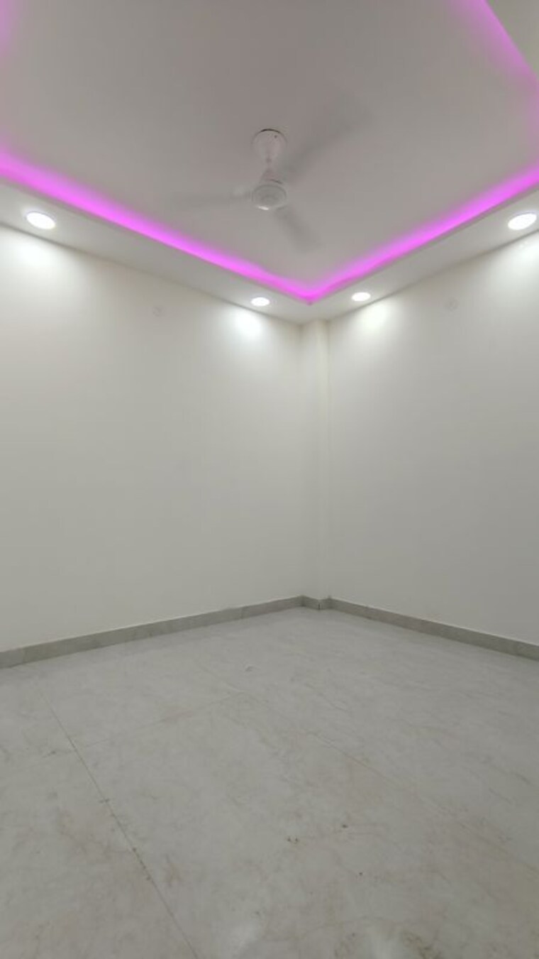 Room, govindpuri 1.5 Bedroom 500 Sq.Ft. Builder Floor In Govindpuri Delhi 10164764