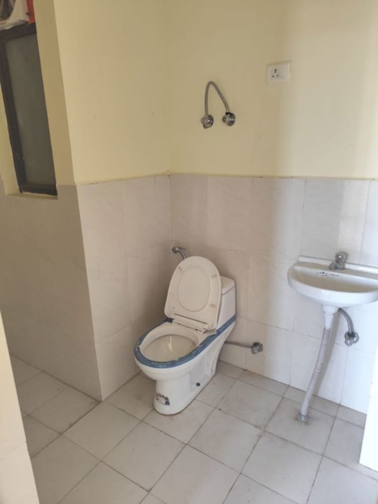 Bathroom, pyramid-heights 1 Bedroom 407 Sq.Ft. Apartment In Sector 85 Gurgaon 10164775