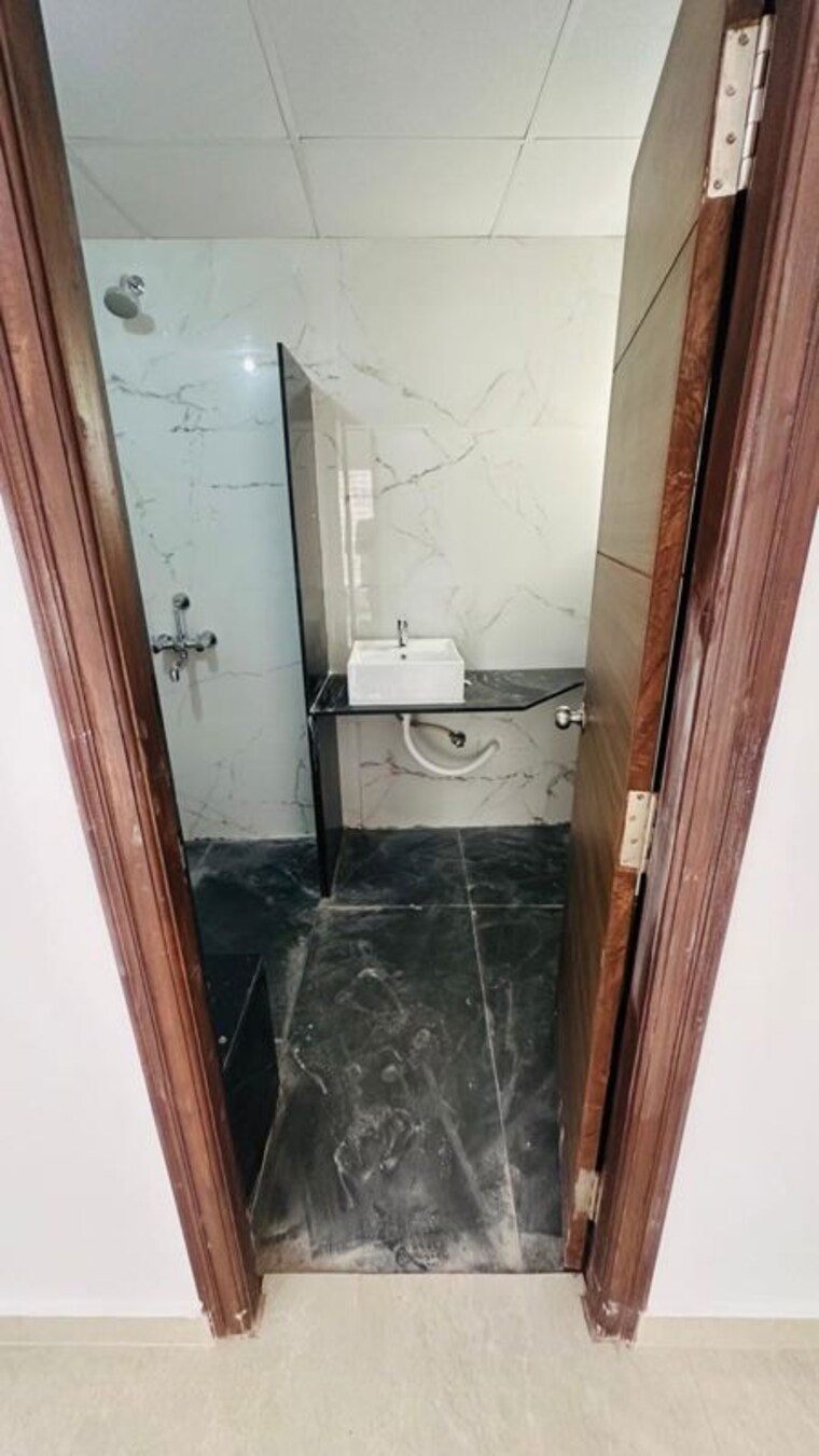 Bathroom, balaji-nivas-begumpet 3 Bedroom 2100 Sq.Ft. Apartment In Begumpet Hyderabad 10164758