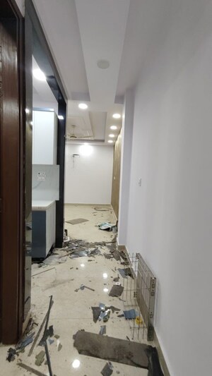 Building Lobby in 3 BHK Builder Floor at Govindpuri – for Sale