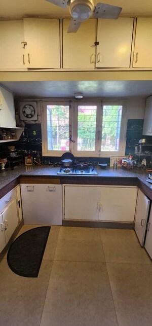 Kitchen in 2.5 BHK Independent House at Sainik Farm – for Rent