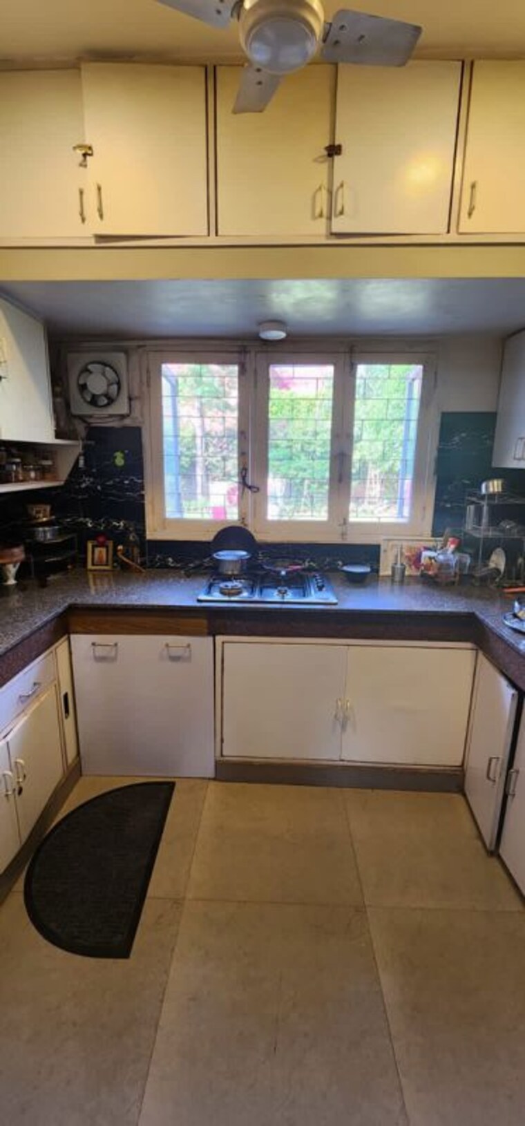 Kitchen, sainik farm 2.5 Bedroom 4500 Sq.Ft. Independent House In Sainik Farm Delhi 10164814