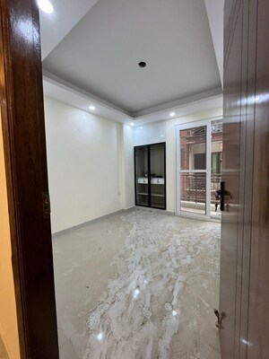 Room in 3 BHK Builder Floor at Rajpur Khurd Extension – for Sale