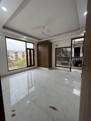 3 BHK Builder Floor For Sale in Chattarpur