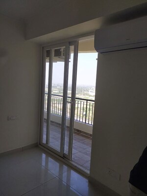Room in 5 BHK Apartment at Sector 126 – for Sale