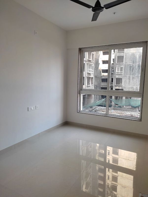 2 BHK Apartment For Rent in Hubtown Rising City