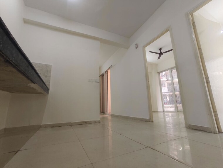Room, signature-global-city 2.5 Bedroom 519 Sq.Ft. Apartment In Sector 37d Gurgaon 10164849