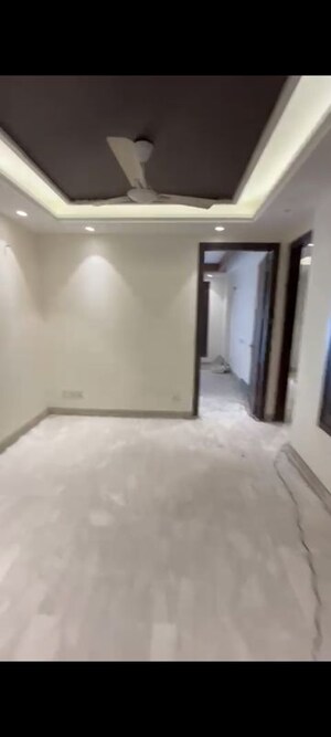 Room in 4 BHK Builder Floor at Greater Kailash I – for Sale