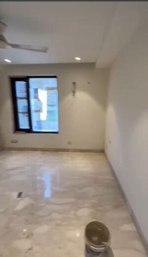 Room in 4 BHK Builder Floor at Greater Kailash I – for Sale