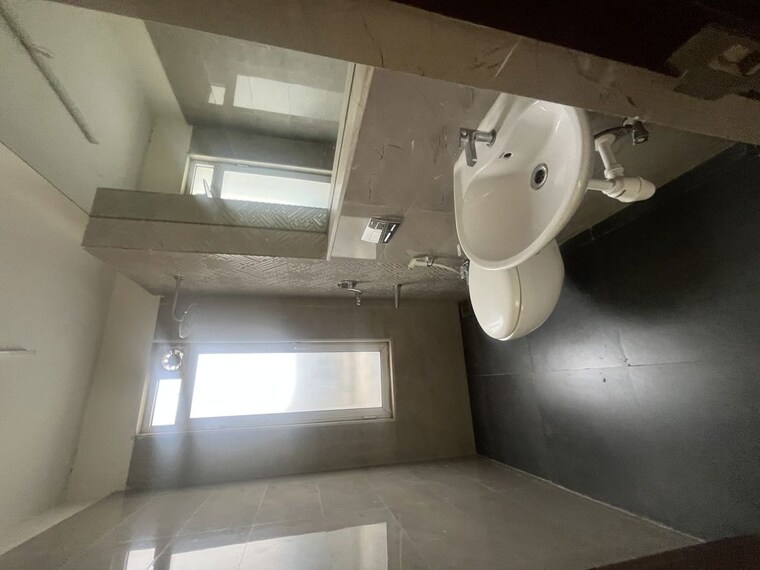 Bathroom, omkar-alta-monte 4 Bedroom 3311 Sq.Ft. Apartment In Malad East Mumbai 10164863