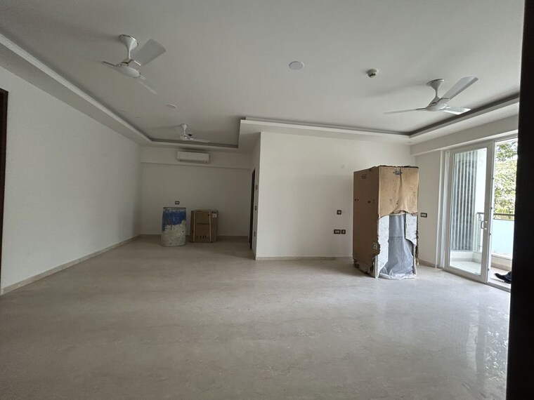 Room, dlf-city-gurgaon 4 Bedroom 365 Sq.Ft. Builder Floor In Sector 27 Gurgaon 10164871