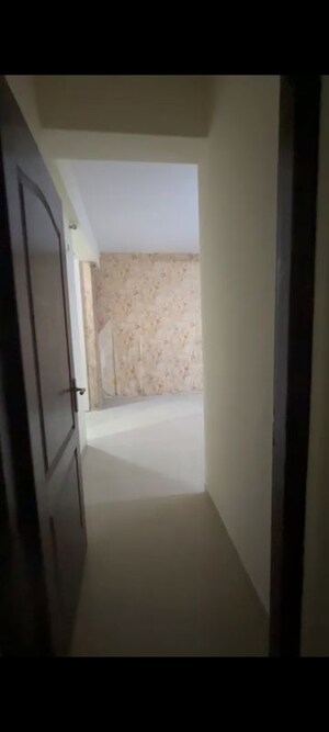 Room in 2 BHK Apartment at Omaxe Residency, Gomti Nagar – for Sale