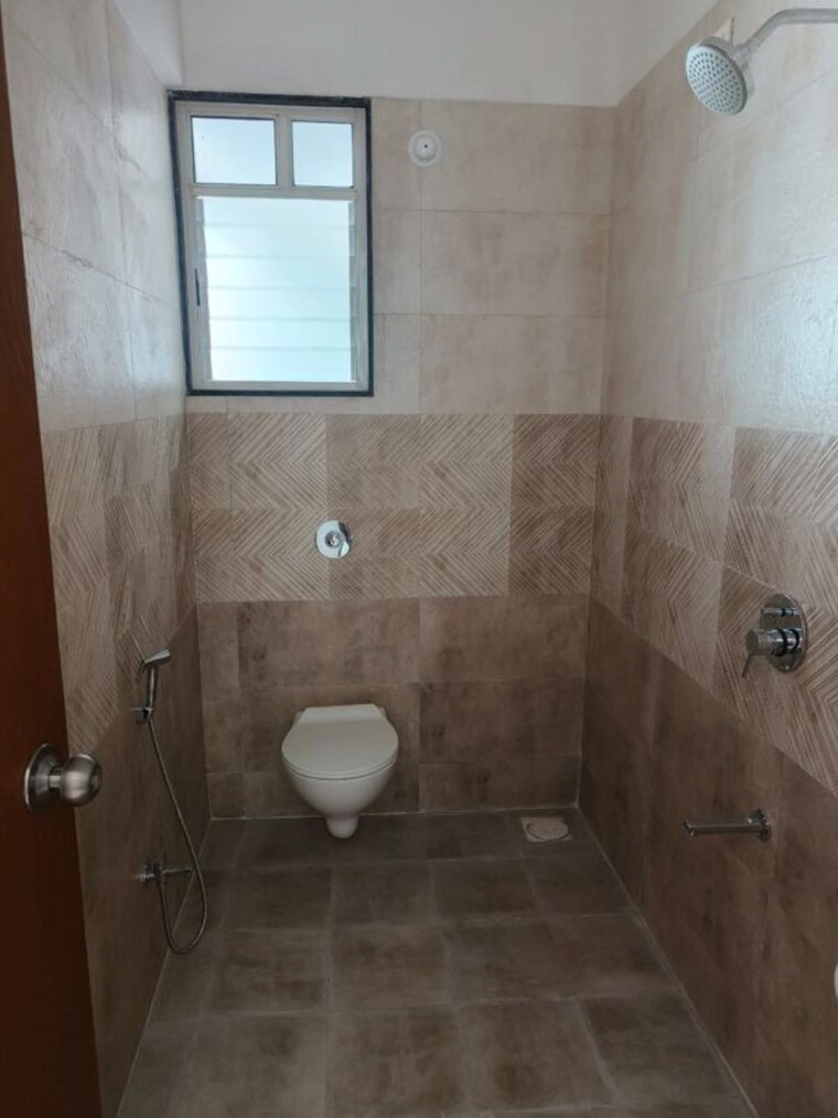 Bathroom, dynamic-imperia-plus 2 Bedroom 930 Sq.Ft. Apartment In Pisoli Pune 10164909