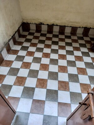 Balcony in 2 BHK Builder Floor at Sector 31 – for Rent